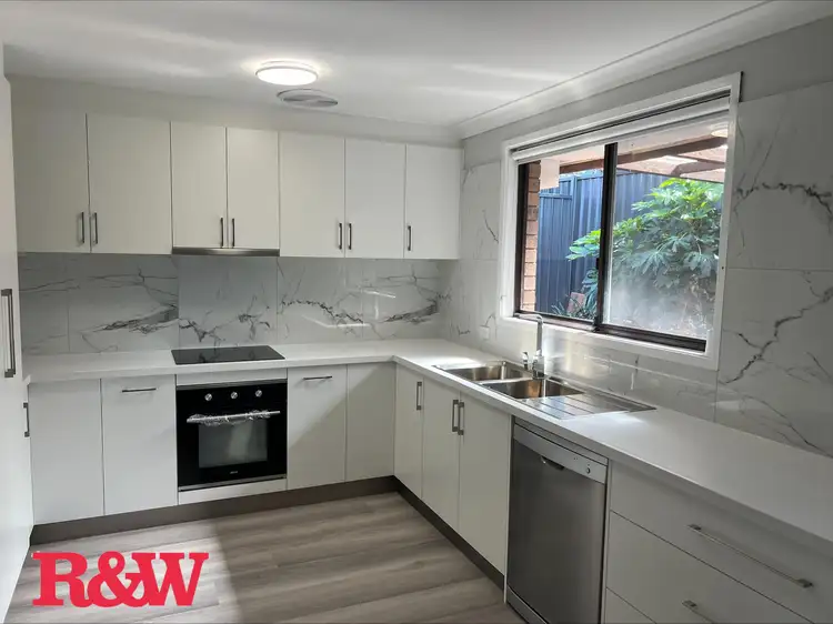 6 Rosevale Place, Narellan NSW 2567