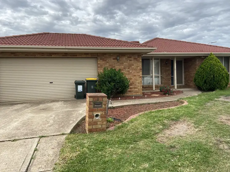 3 Jenny Court, Hillside VIC 3037