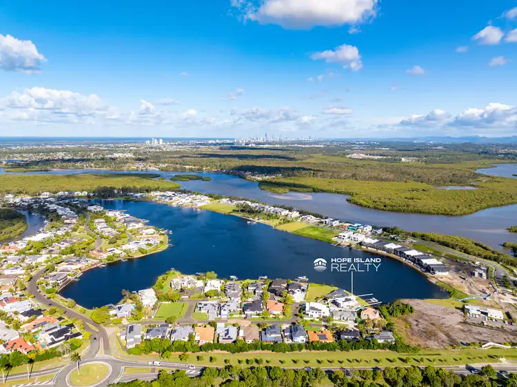 14 Kim Court, Helensvale QLD 4212