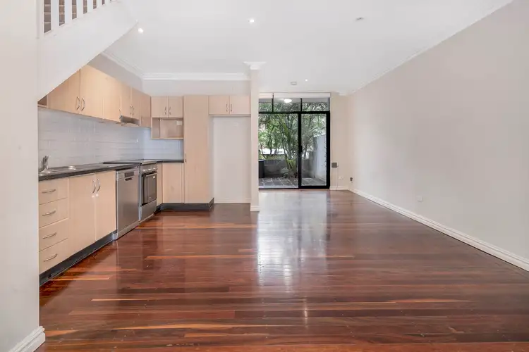 8/12-18 Wood Street, Forest Lodge NSW 2037