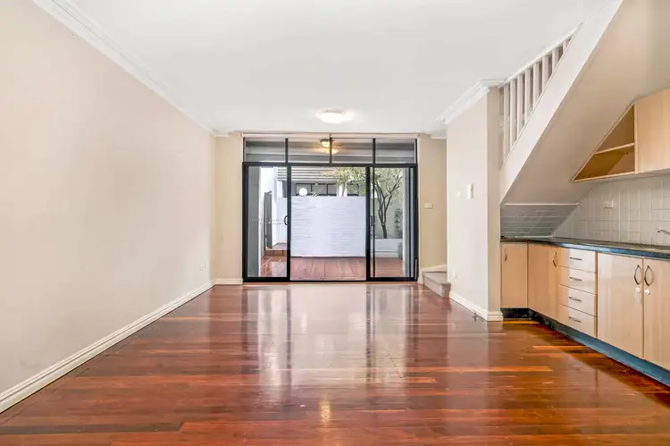 8/12-18 Wood Street, Forest Lodge NSW 2037