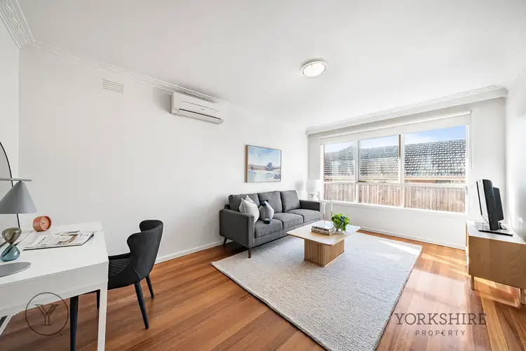 Third view of Homely villa listing, 2/177 Brougham Street, Kew VIC 3101