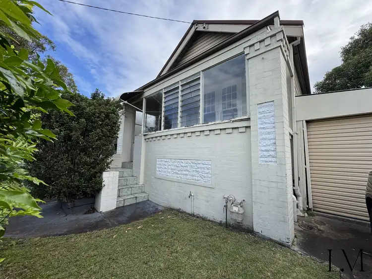 22 Clara Street