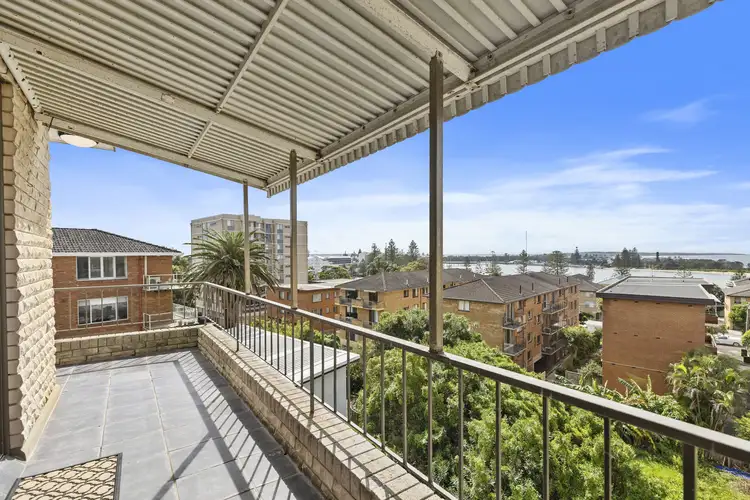 3/12 Bayview Avenue, The Entrance NSW 2261