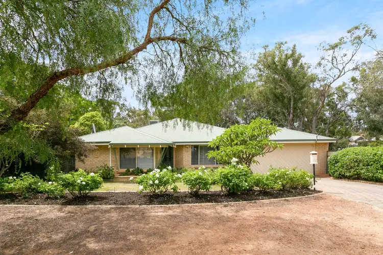 12 Balmain Rd, Greenmount WA 6056