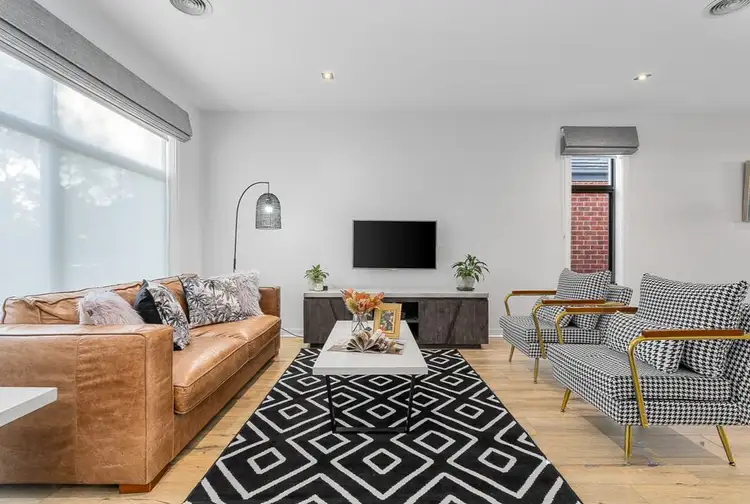 Second view of Homely house listing, 4 Tusmore Place, Mulgrave VIC 3170
