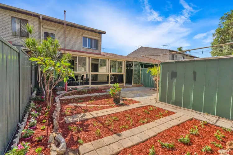 4/13 Merope Close, Rockingham WA 6168