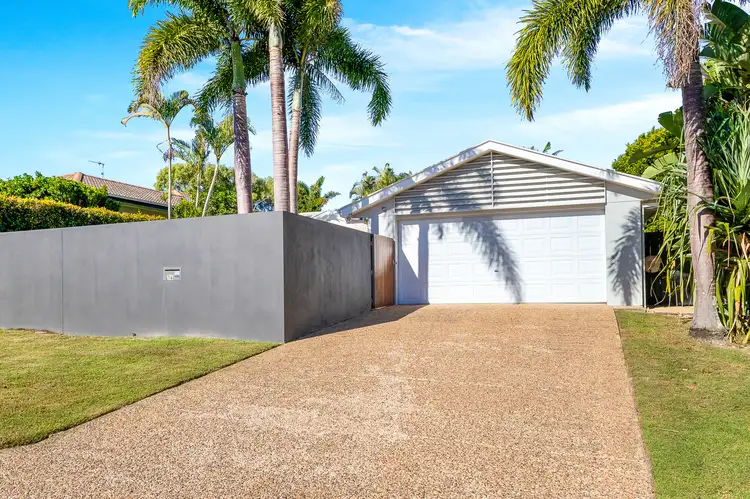 14 Moonbeam Crescent, Castaways Beach QLD 4567