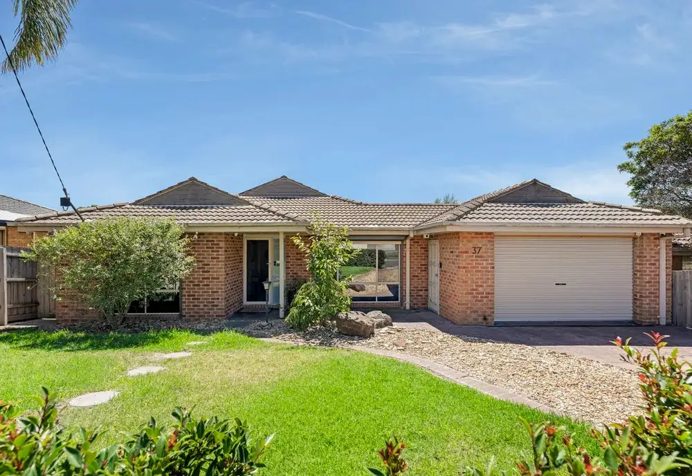 Main view of Homely house listing, 37 Robin Drive, Carrum Downs VIC 3201