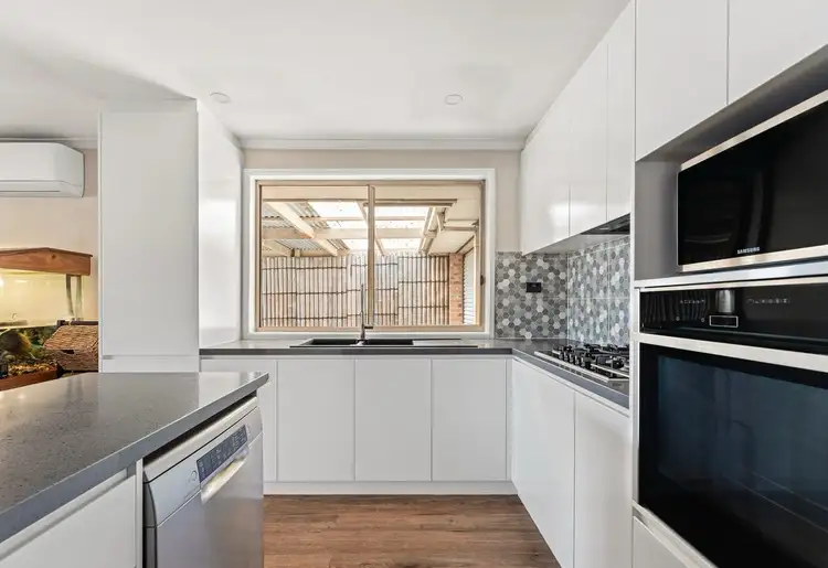 Fifth view of Homely house listing, 37 Robin Drive, Carrum Downs VIC 3201