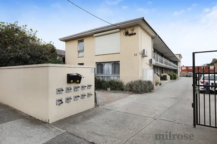 9/13 St Albans Road, St Albans VIC 3021