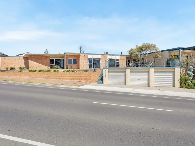 2/20 Patawalonga Frontage, Glenelg North SA 5045