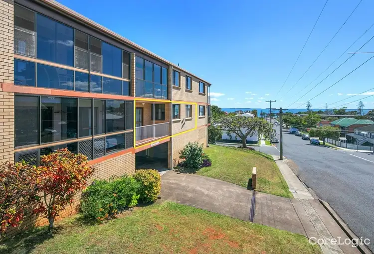 2/88 Akonna Street, Wynnum QLD 4178