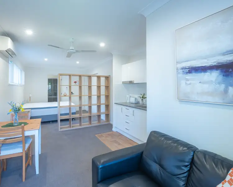 14 St Clements Road, Oxley QLD 4075