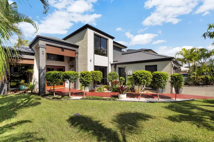 5 Long Island Drive, Windaroo QLD 4207