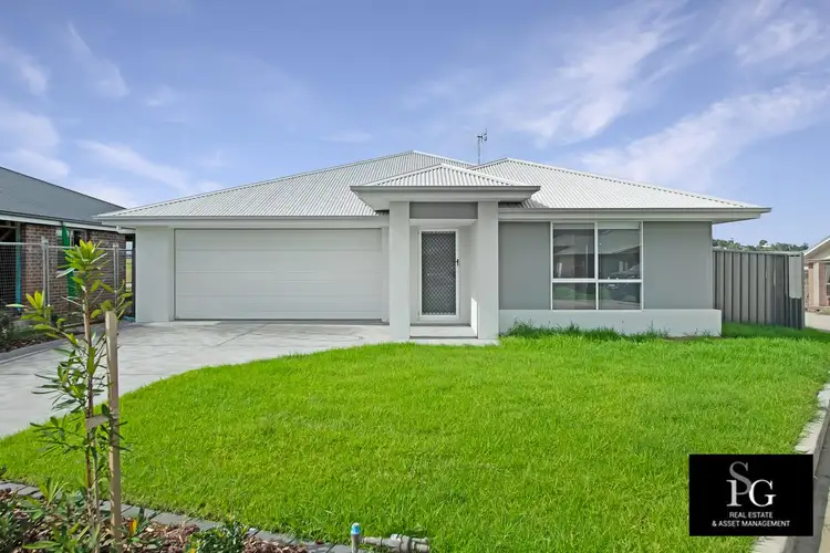 32 Marlowe Ave, Anambah NSW 2320