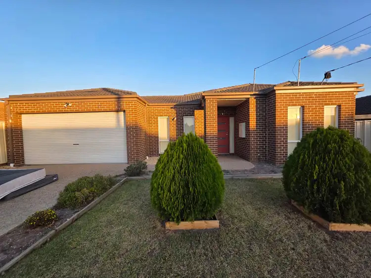 17 Burnham Drive, Hoppers Crossing VIC 3029