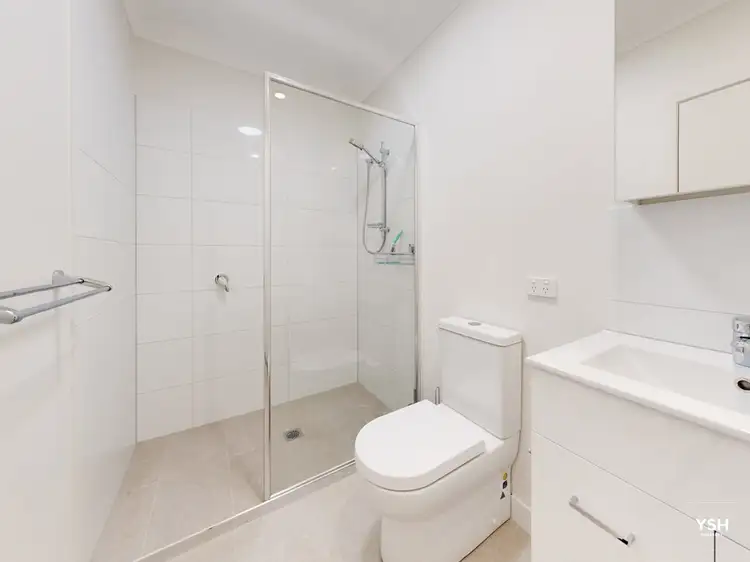 Fourth view of Homely unit listing, 2/307 Riding Road, Balmoral QLD 4171