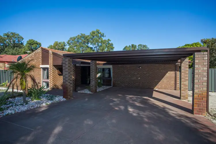 2 Bussell Place, Beechboro WA 6063