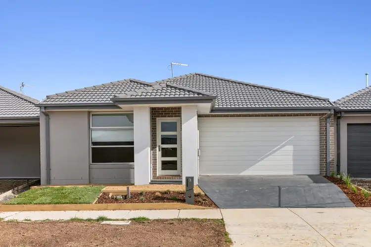 3 Paradiski Ch, Winter Valley VIC 3358