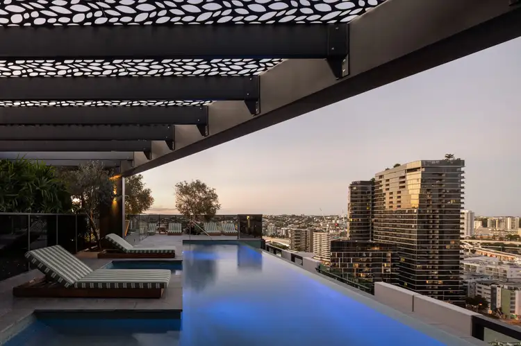 1001/4 Edmondstone Street, South Brisbane QLD 4101