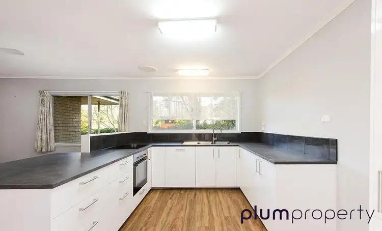 13 Larool Street, Kenmore QLD 4069