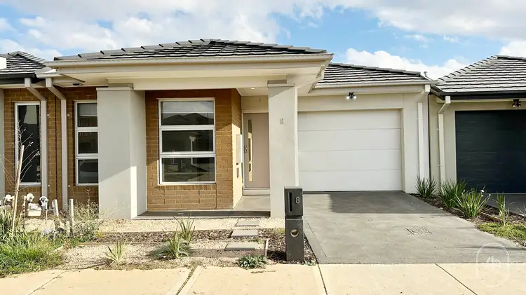 8 Reunion Parade, Tarneit VIC 3029