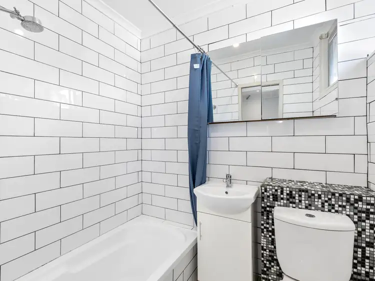 Fifth view of Homely house listing, 22 Grevillea Crescent, Berkeley Vale NSW 2261