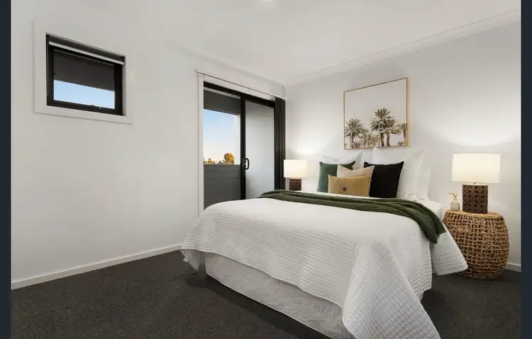Fifth view of Homely unit listing, 6 Ollie Place, Cranbourne East VIC 3977