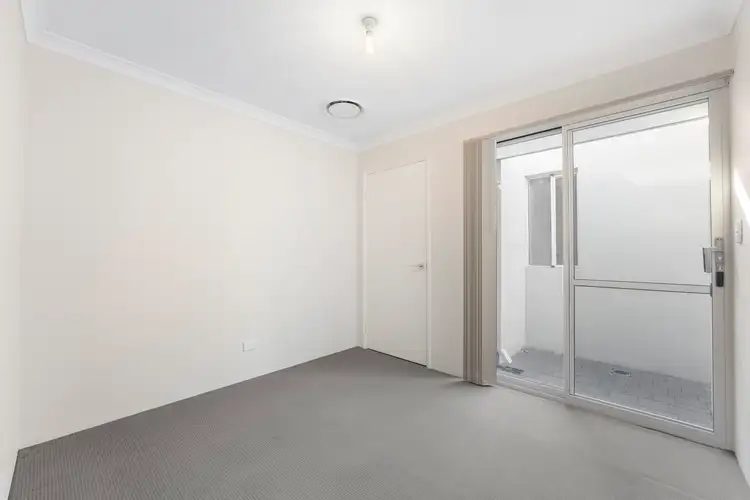 Fifth view of Homely house listing, 3/4 Vigo cove, Baldivis WA 6171