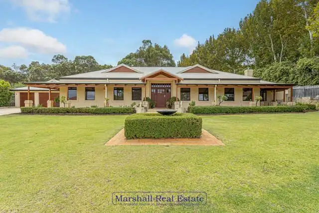 2 James Spiers Drive, Wanneroo WA 6065