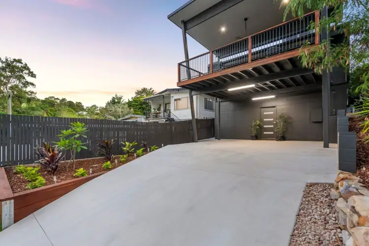 29 Carlyle Street, Seventeen Mile Rocks QLD 4073
