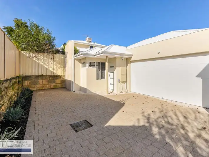 12D Agnew Loop, Gwelup WA 6018