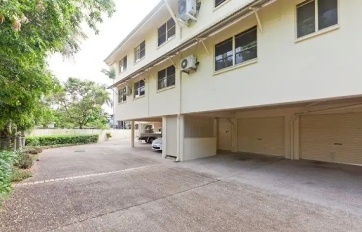 Fourth view of Homely apartment listing, 2/65 Waterloo Esplanade, Wynnum QLD 4178
