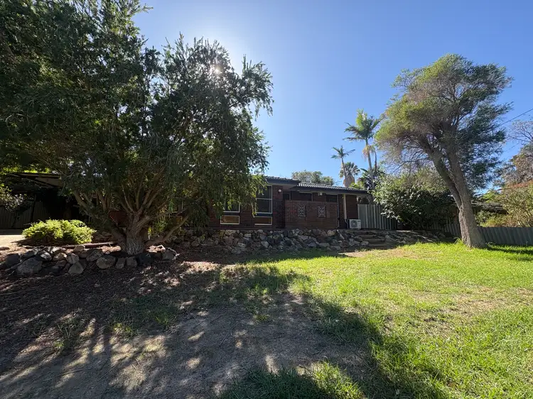 45 Abingdon Road, Swan View WA 6056