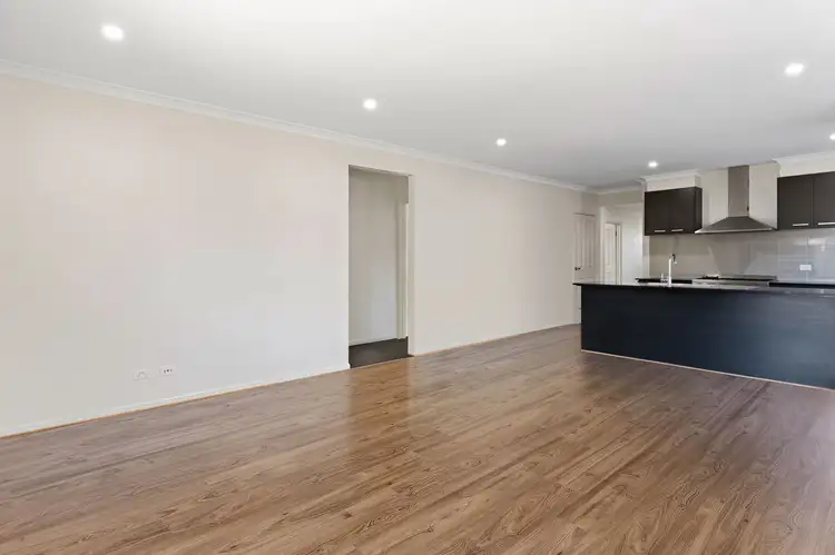 18 Henbury St, Tarneit VIC 3029