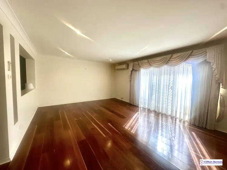 Fourth view of Homely house listing, 71 Sinclair Crescent, Wentworth Falls NSW 2782