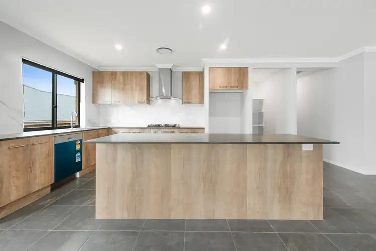 9 McDuff Ave, North Rothbury NSW 2335