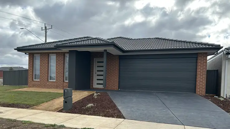1 Dream St, Sebastopol VIC 3356