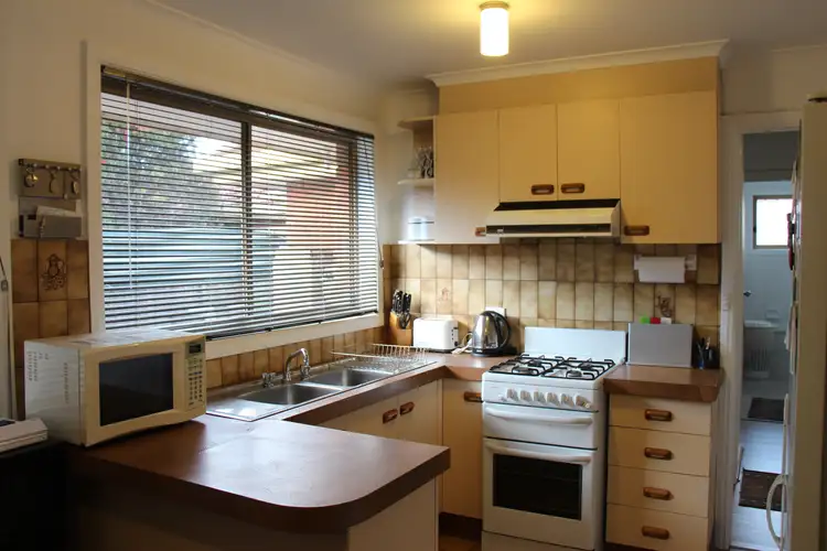 2/373 Geelong Road, Kingsville VIC 3012