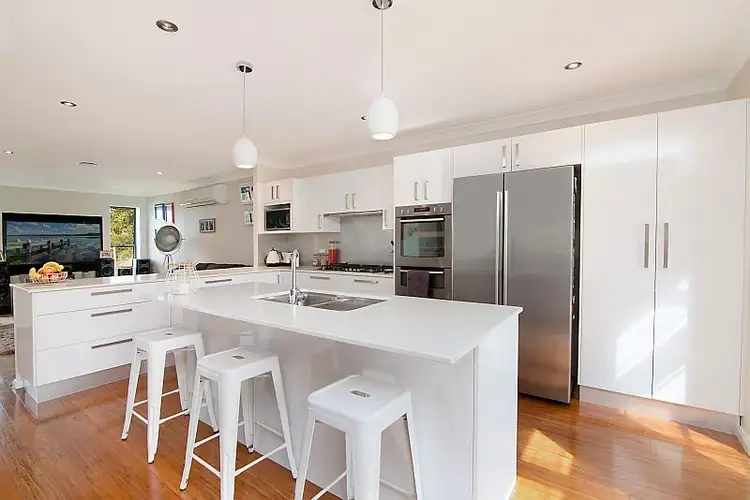 Third view of Homely house listing, 31 Elaine Avenue, Berkeley Vale NSW 2261