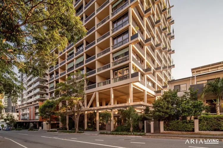 606/20 Edmondstone Street, South Brisbane QLD 4101