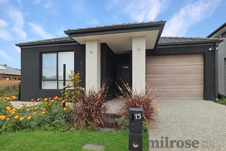 15 Abbotswick Circuit, Williams Landing VIC 3027