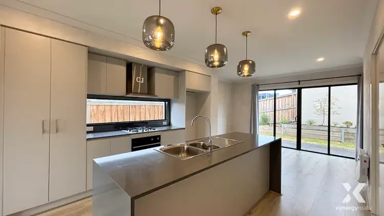32 Sasha Crescent, Truganina VIC 3029