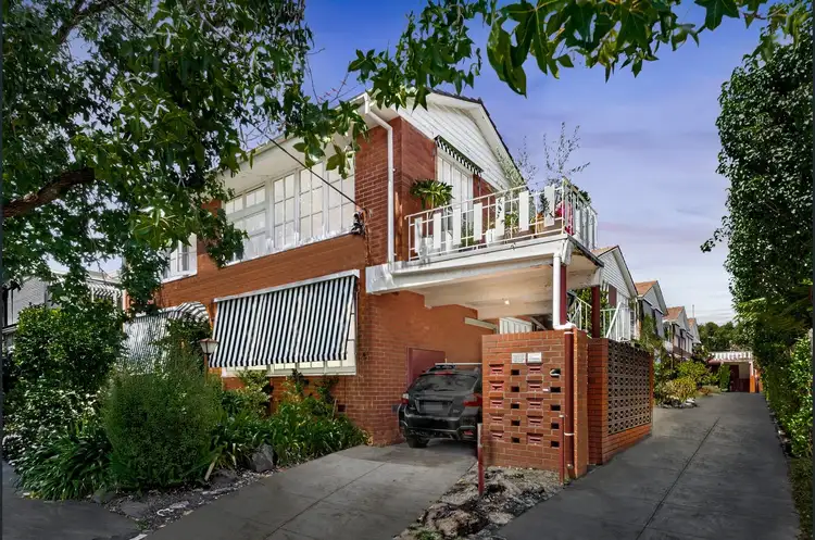 8/16 Springfield Avenue, Toorak VIC 3142