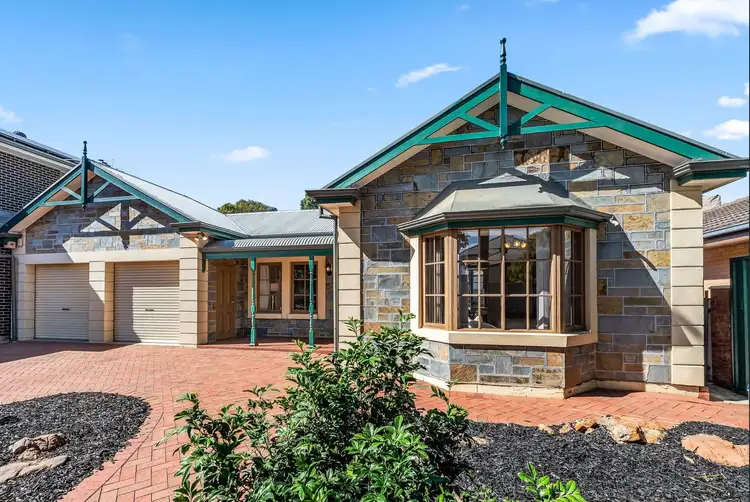 23 Davis Road