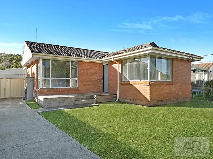 40 Morgan Avenue, Mount Warrigal NSW 2528