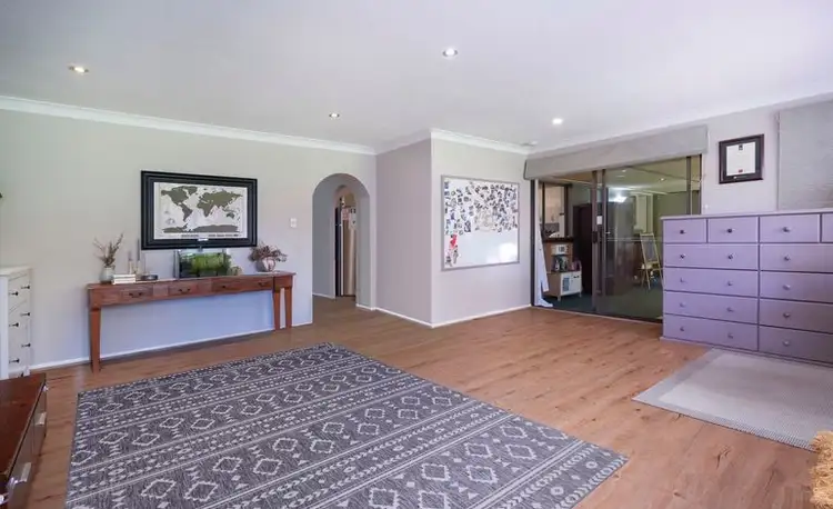 Second view of Homely house listing, 8 Beete Place, Beechboro WA 6063