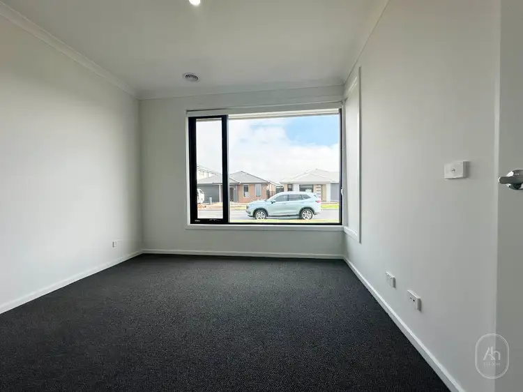 Fifth view of Homely house listing, 93 Carrera Crescent, Clyde VIC 3978