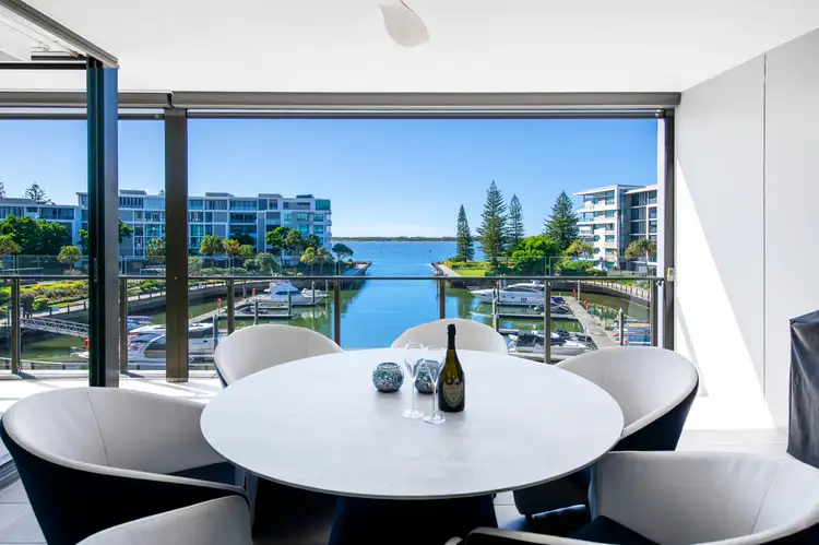 4304/323 Bayview Street, Hollywell QLD 4216
